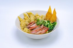 EGG NOODLE WITH WONTON AND BBQ PORK