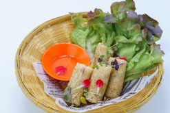 SHRIMP, CRAB NET SPRING ROLL